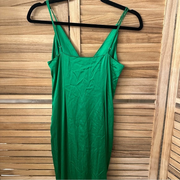 Lovers and Friends liz Gown in green size S - Picture 9 of 10